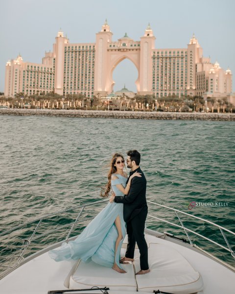 Dubai Pre-wedding | Manya Yuganshu